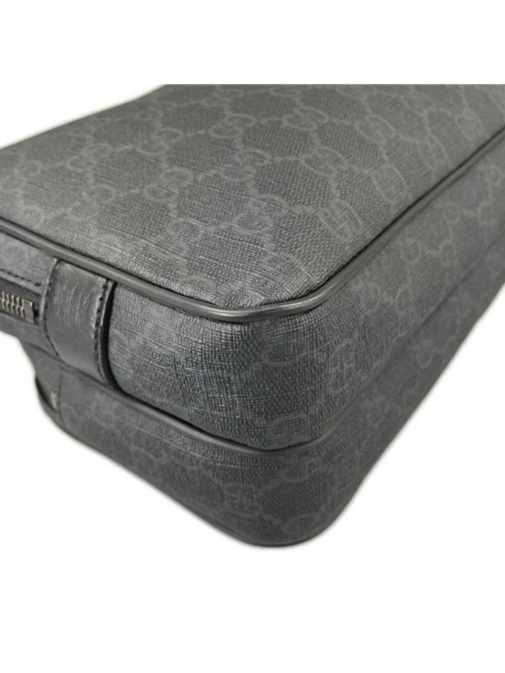 Gucci Clutch GG Supreme Black Silver